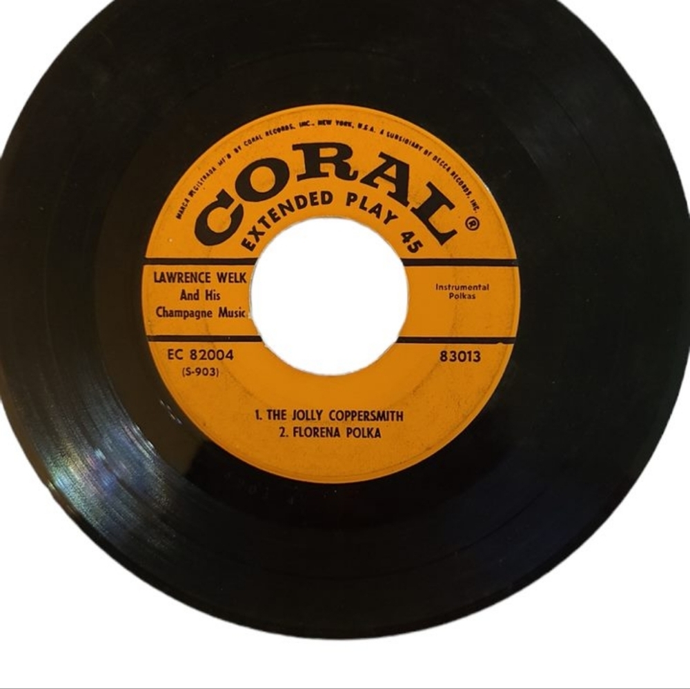 2 Vinyl 45s 1.Jolly Coppersmith 2.Florena Polka 1.Kiss Polka 2.Chicken Polka